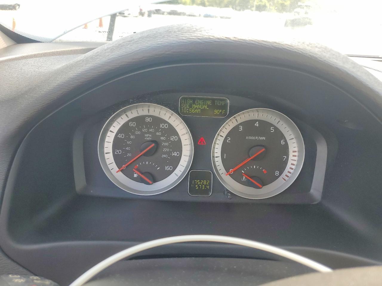 2013 VOLVO C70
