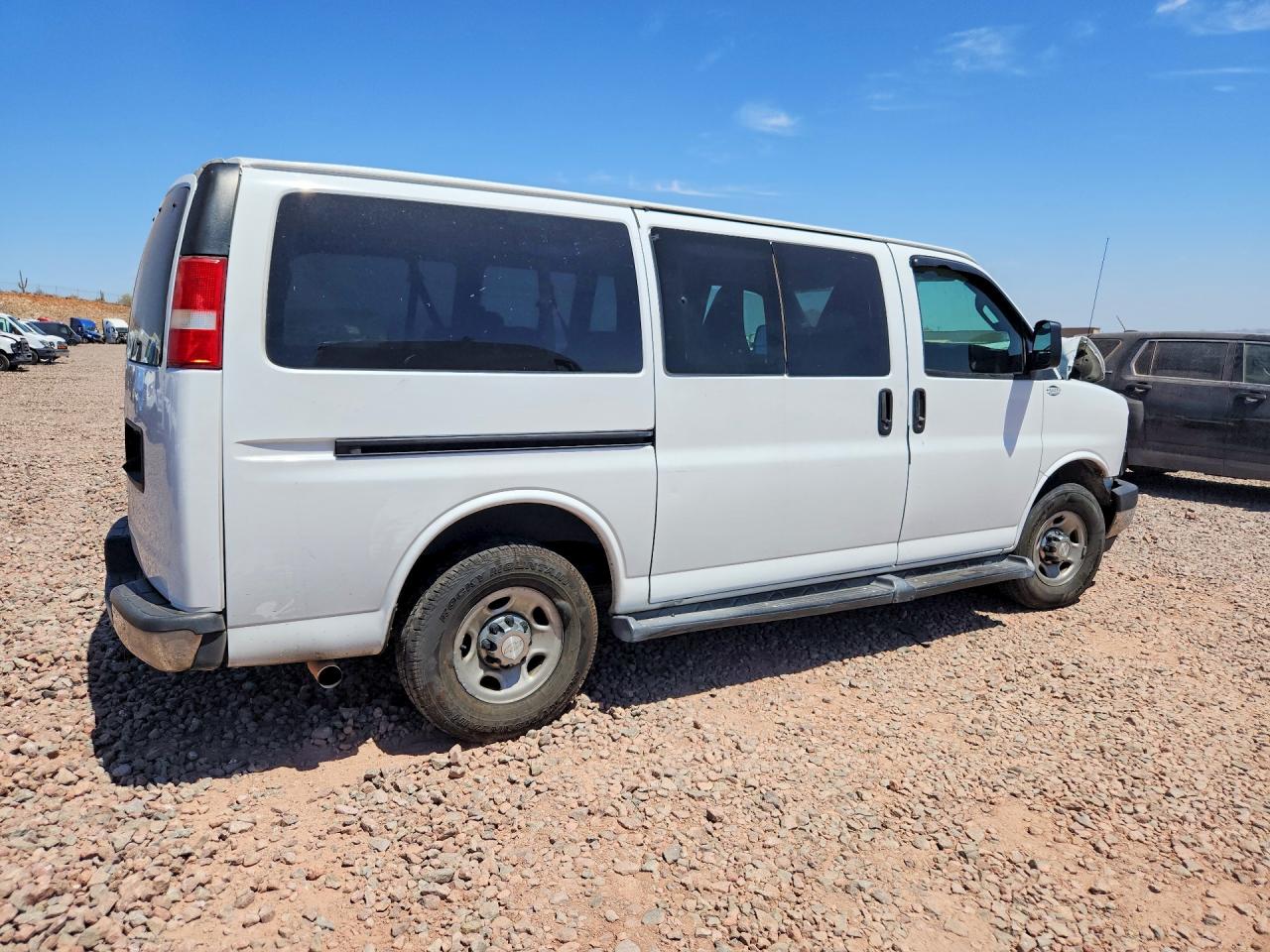 2017 CHEVROLET EXPRESS