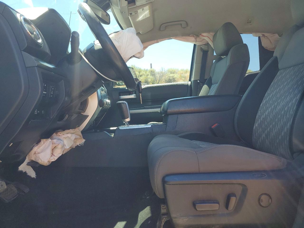 2018 TOYOTA TUNDRA
