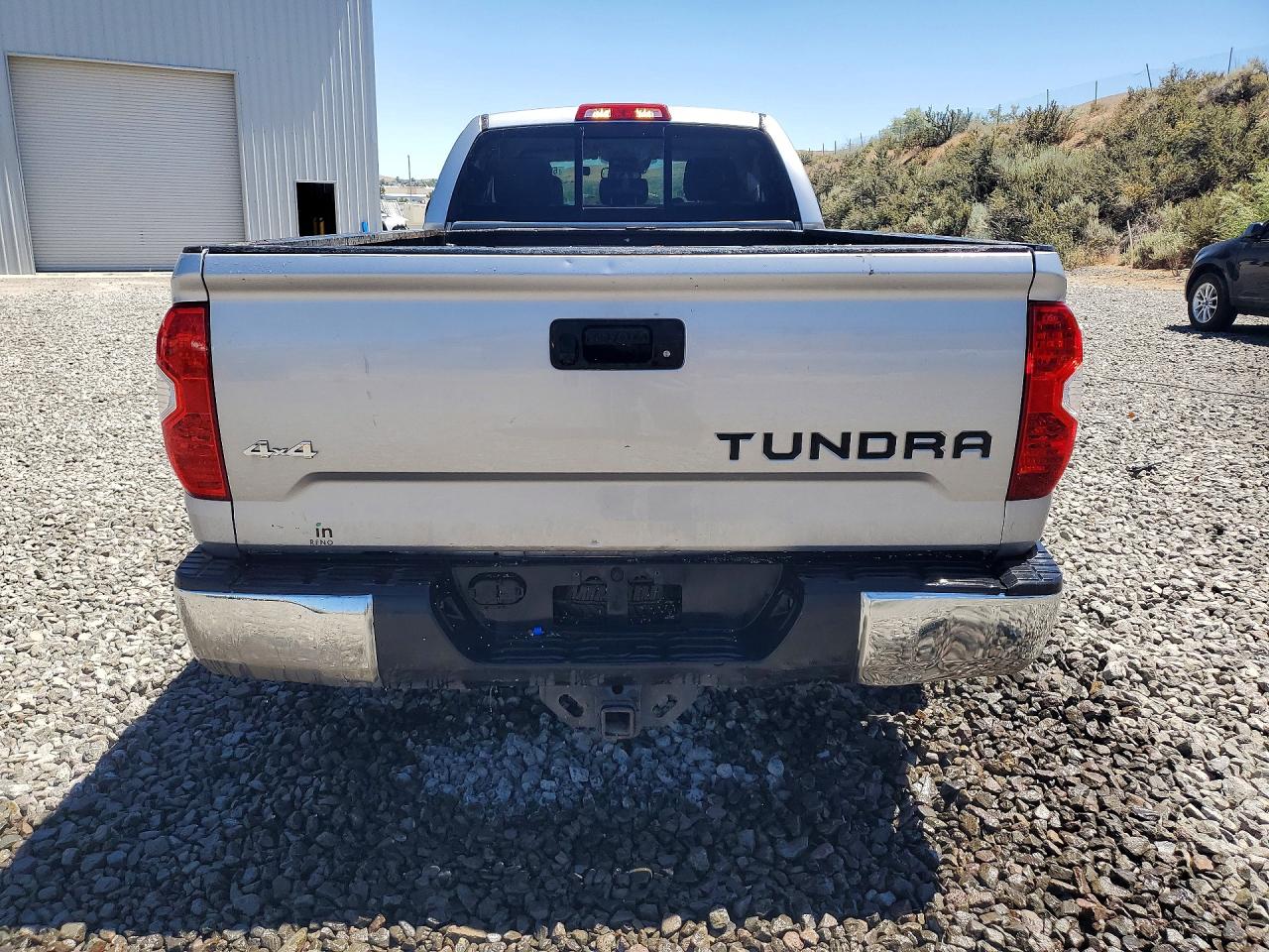 2018 TOYOTA TUNDRA