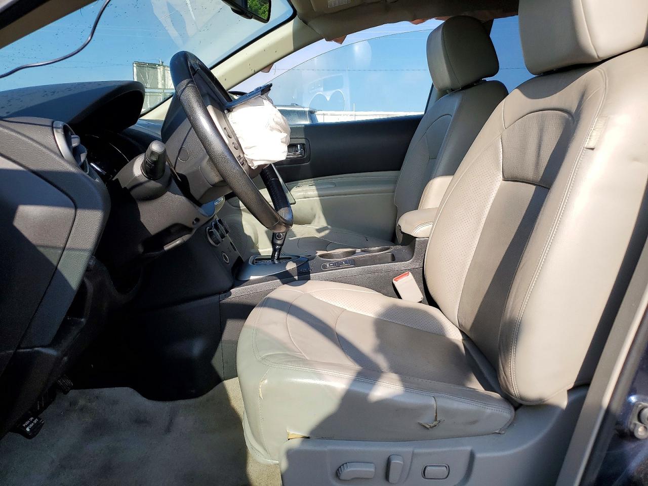 2013 NISSAN ROGUE
