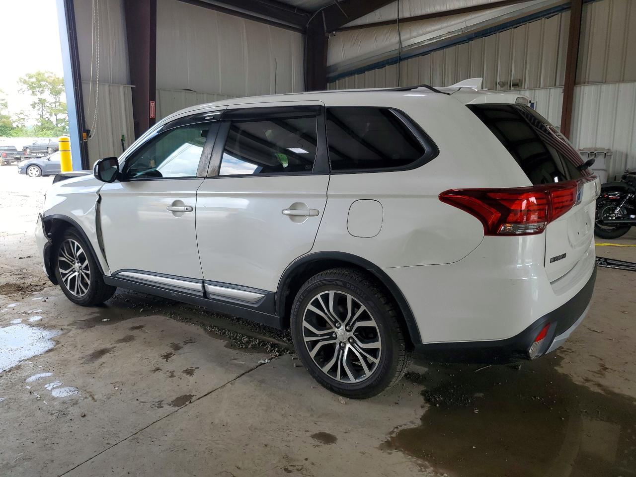 2017 MITSUBISHI OUTLANDER
