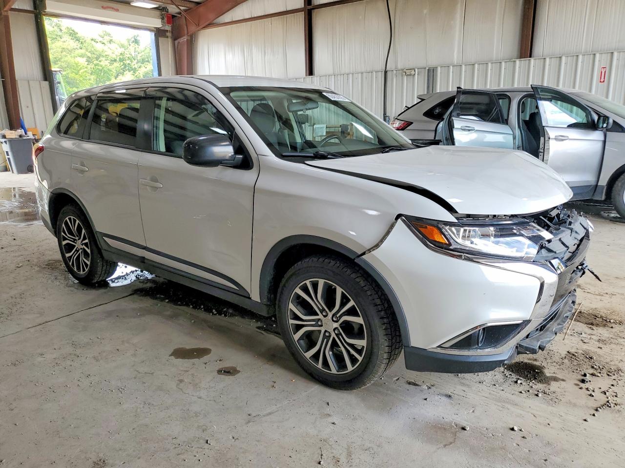 2017 MITSUBISHI OUTLANDER