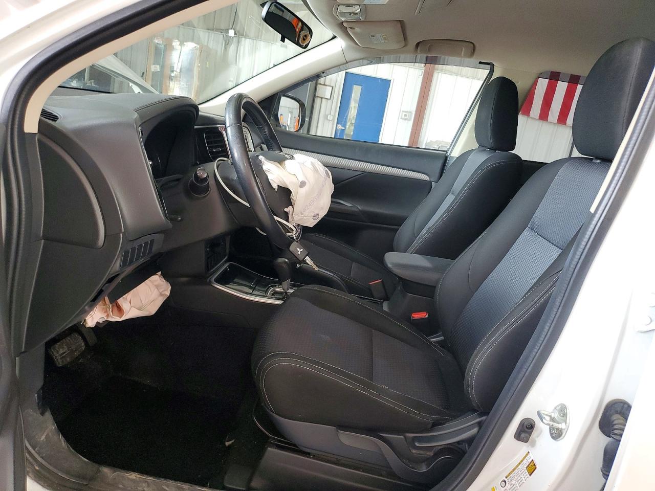 2017 MITSUBISHI OUTLANDER