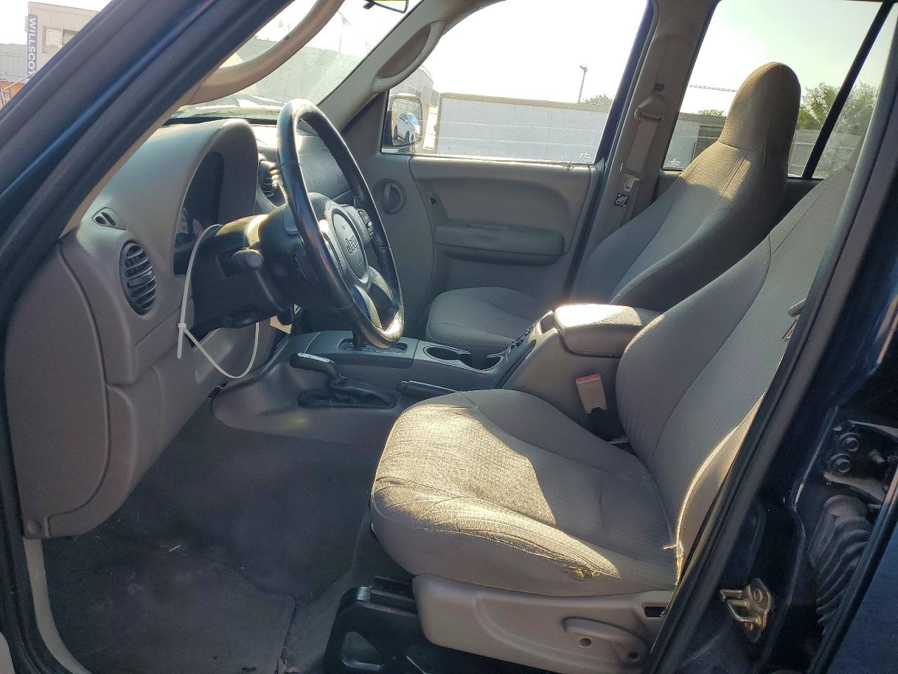 2003 JEEP LIBERTY