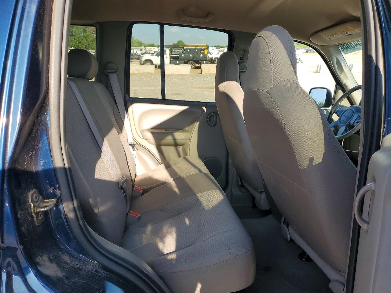 2003 JEEP LIBERTY