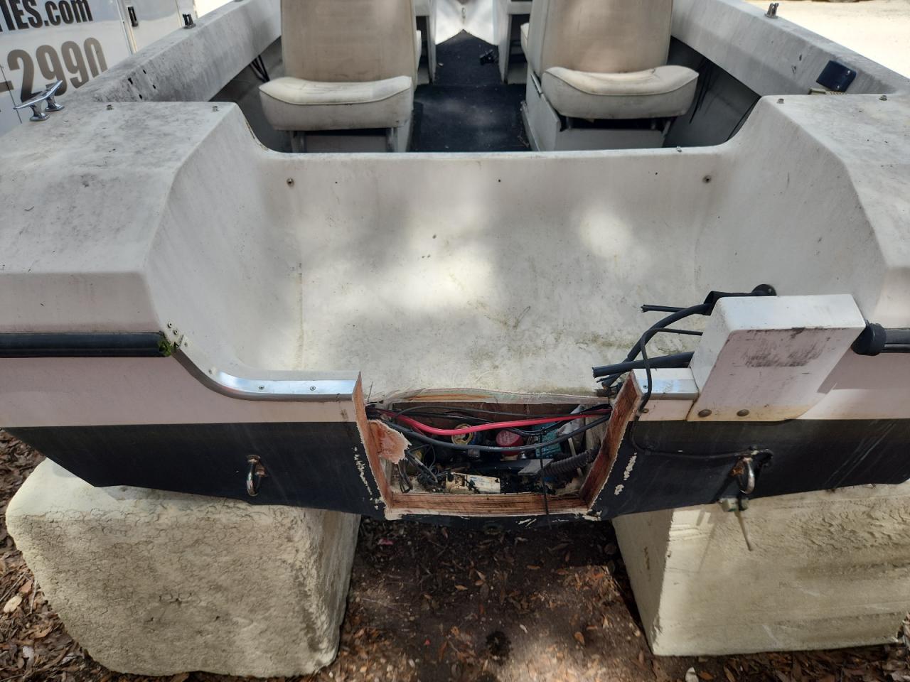 1999 PACIFIC MARINER 15