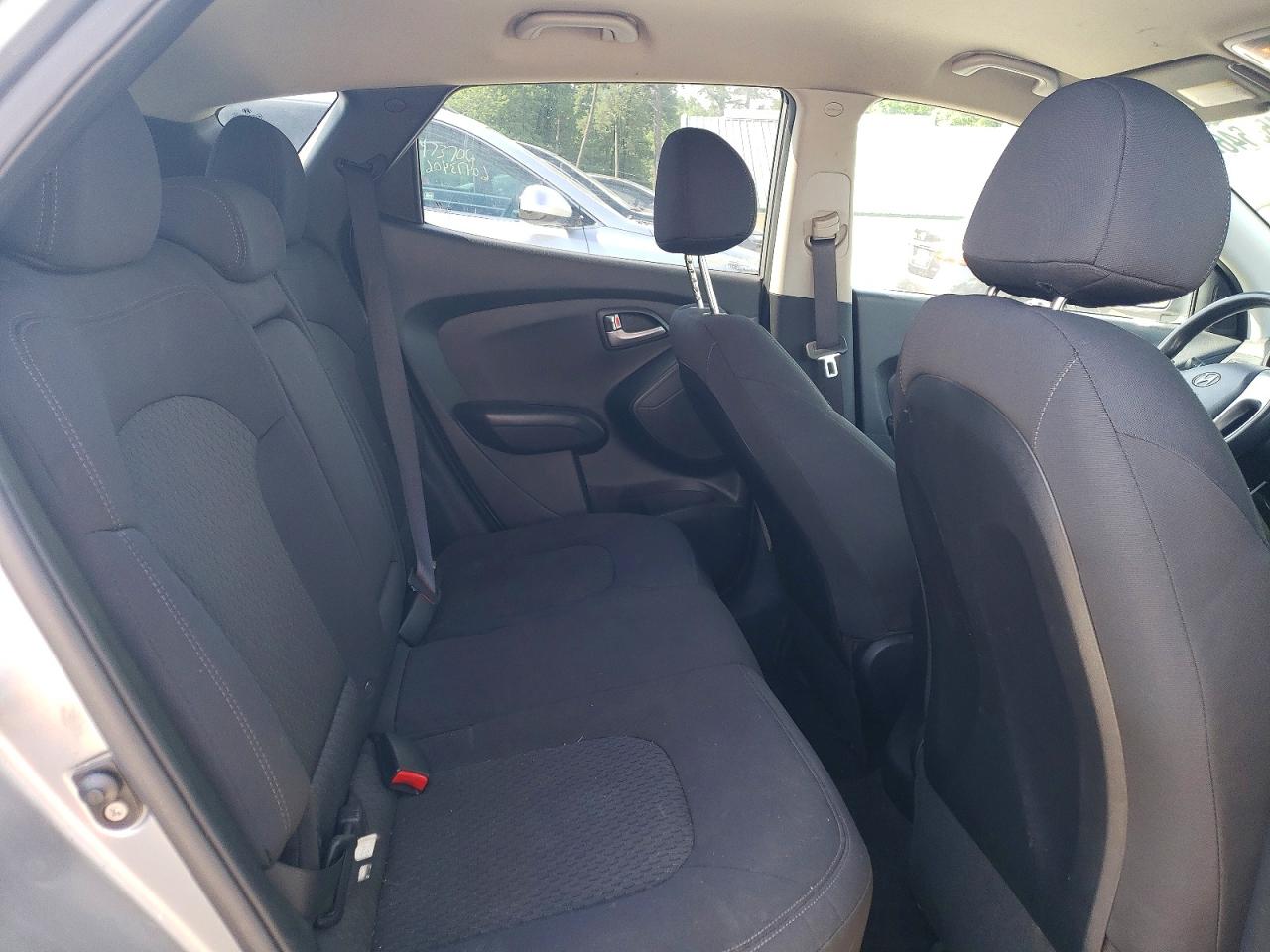 2012 HYUNDAI TUCSON