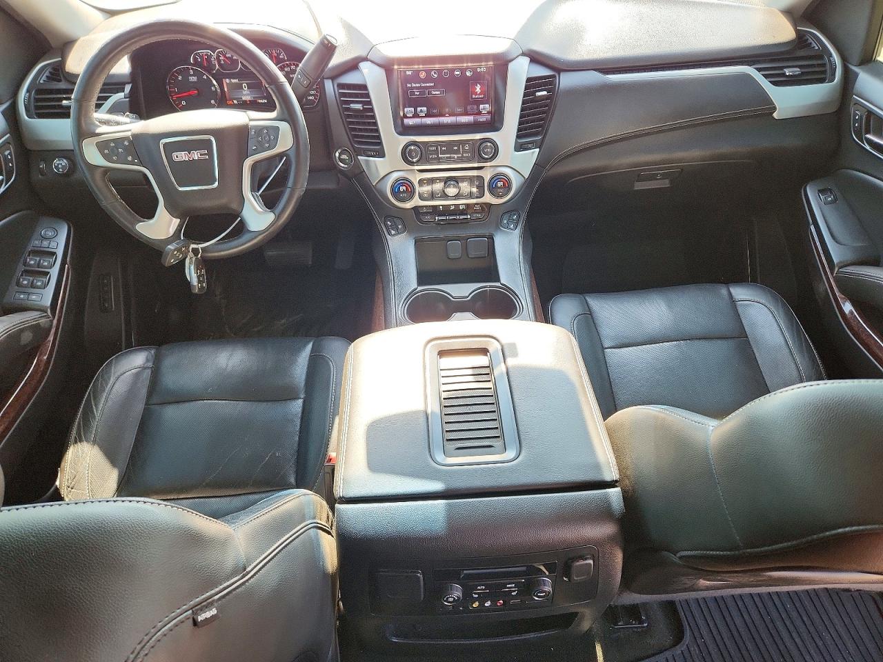 2016 GMC YUKON