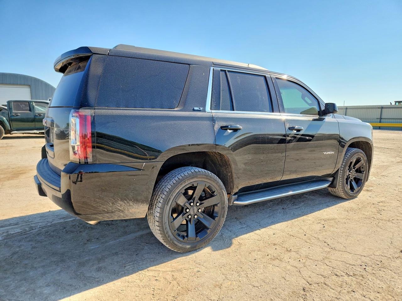 2016 GMC YUKON