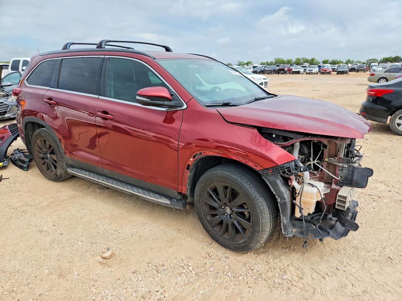 2019 TOYOTA HIGHLANDER