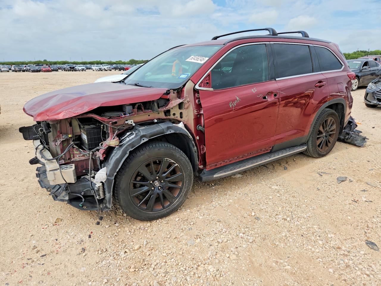 2019 TOYOTA HIGHLANDER