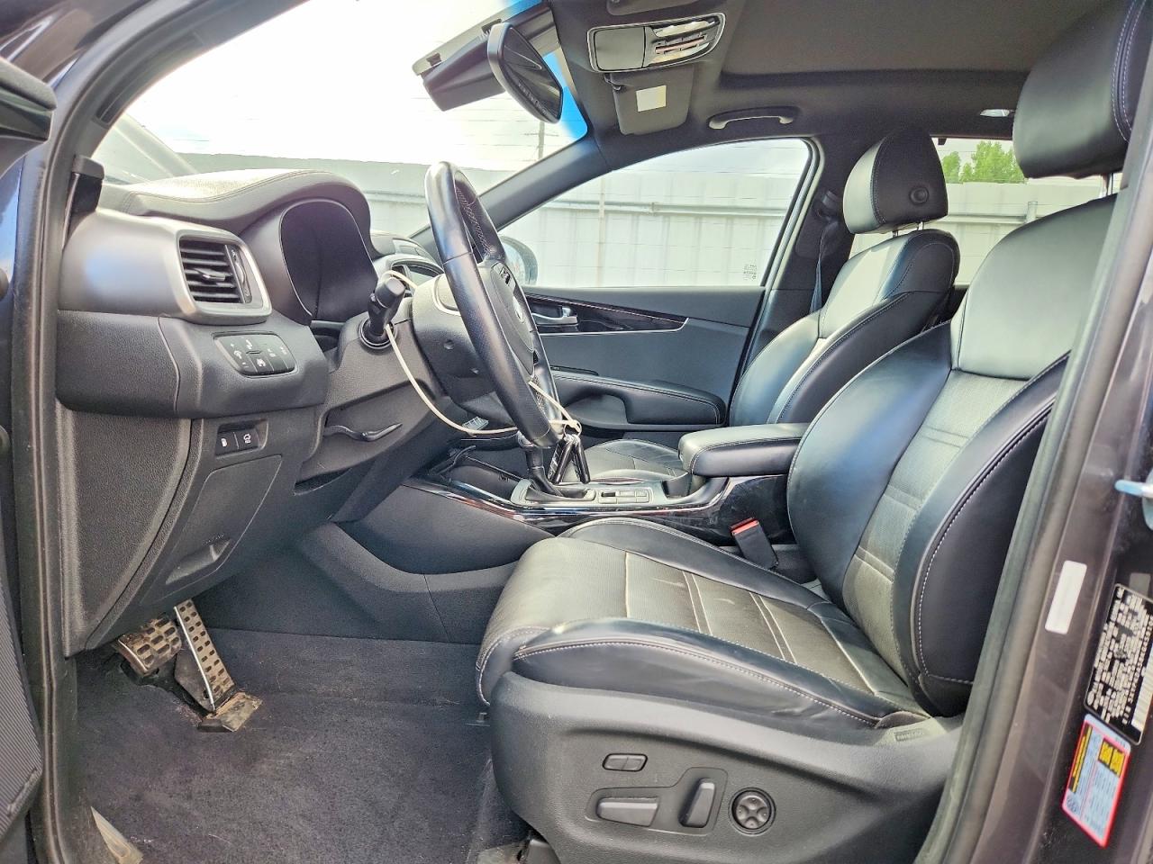 2019 KIA SORENTO