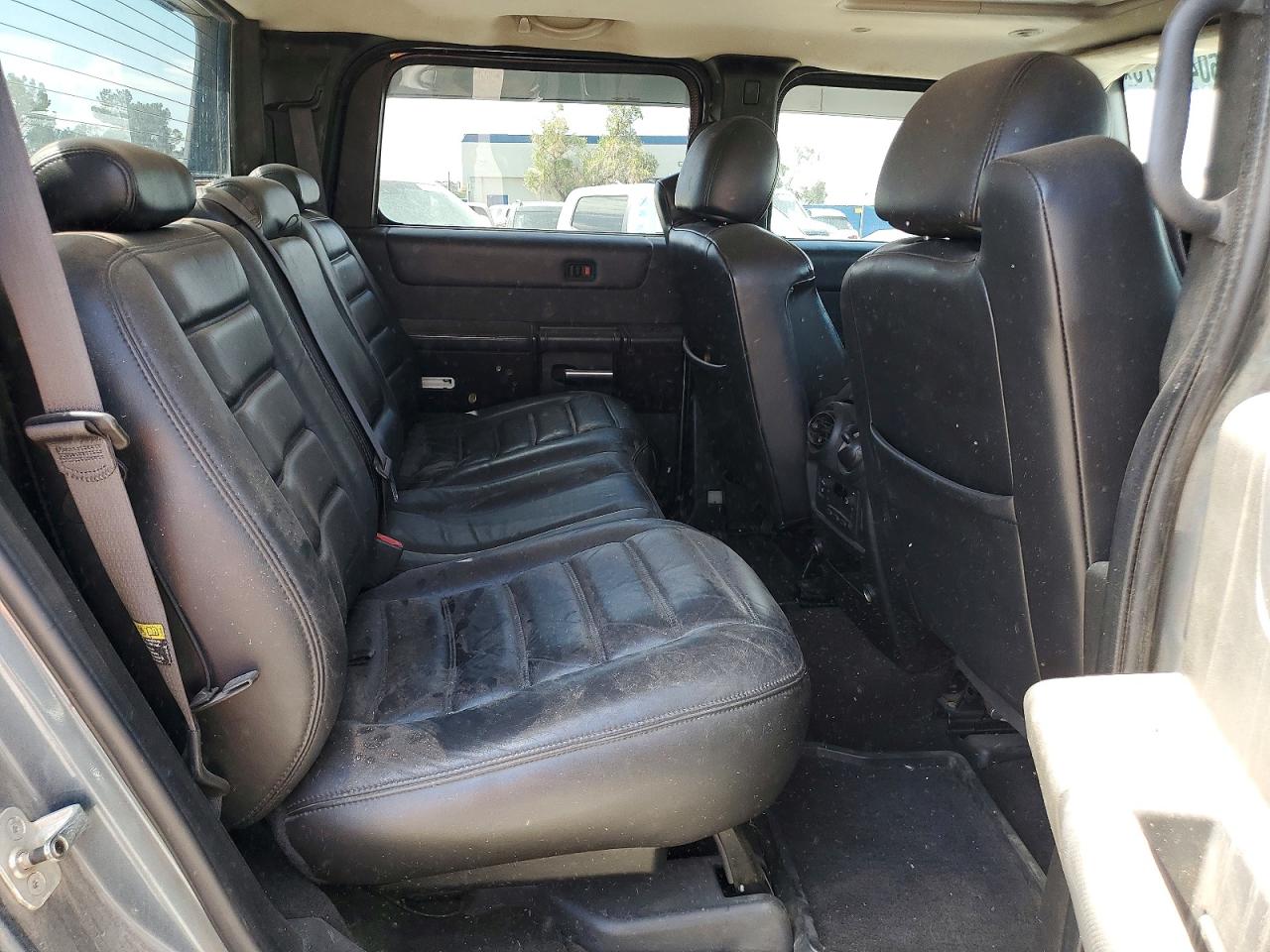 2005 HUMMER H2