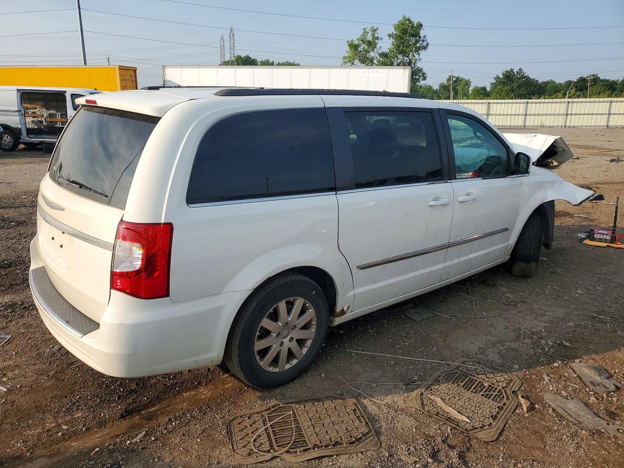 2013 CHRYSLER MINIVAN