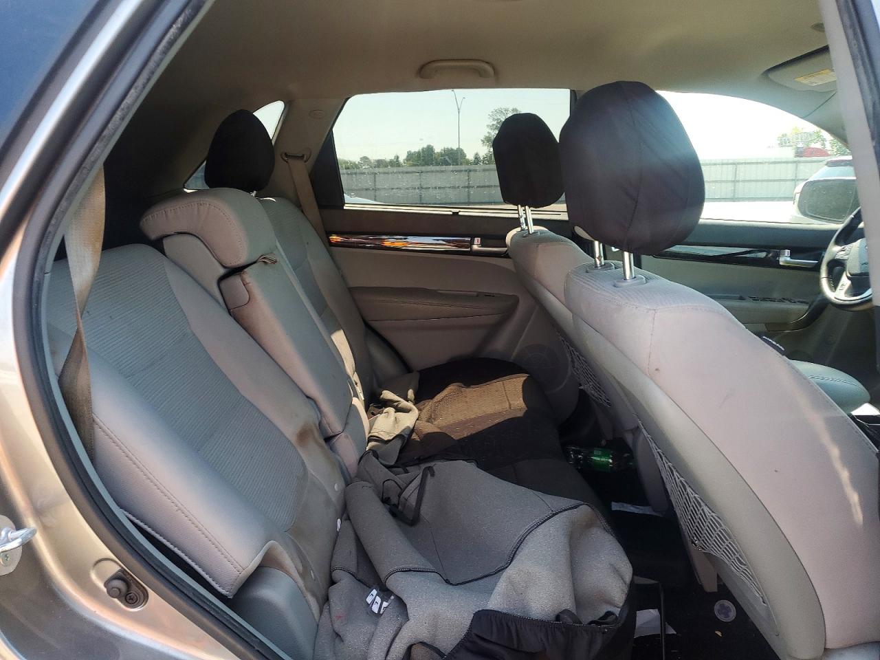 2014 KIA SORENTO
