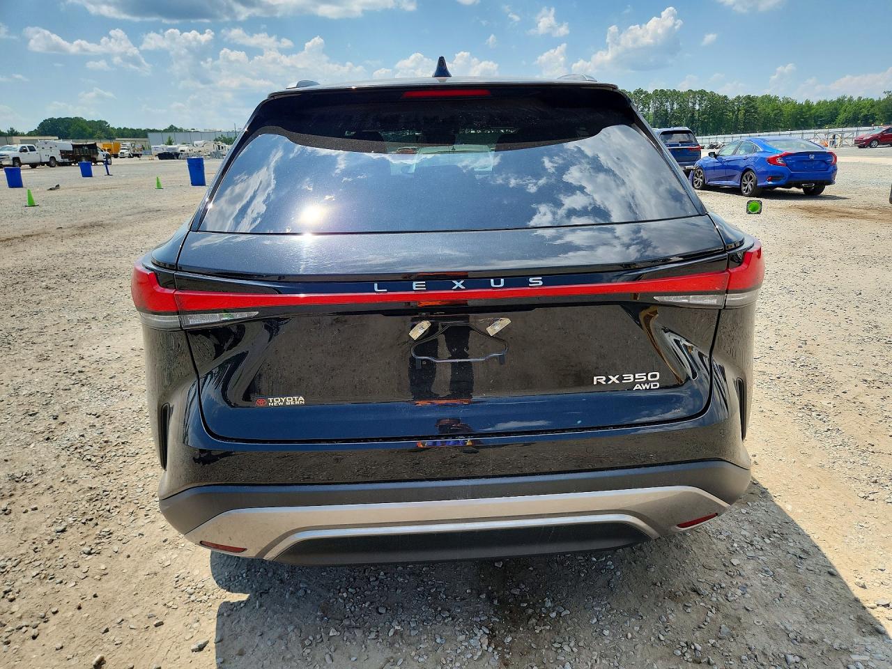 2023 LEXUS RX350