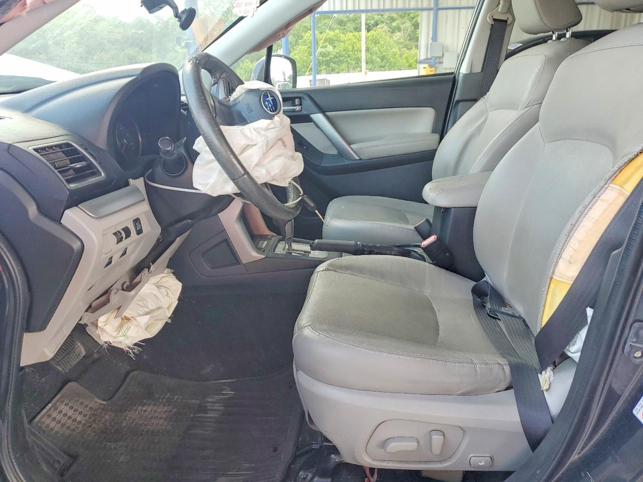 2016 SUBARU FORESTER