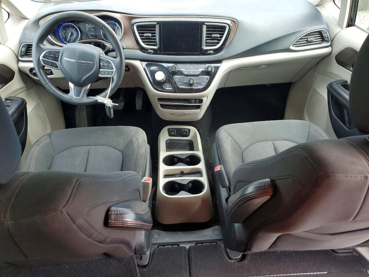 2017 CHRYSLER PACIFICA