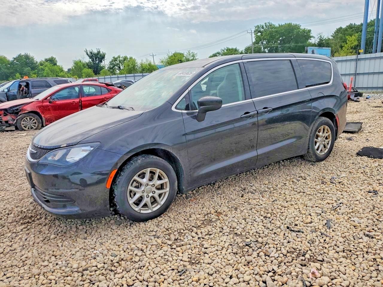 2017 CHRYSLER PACIFICA