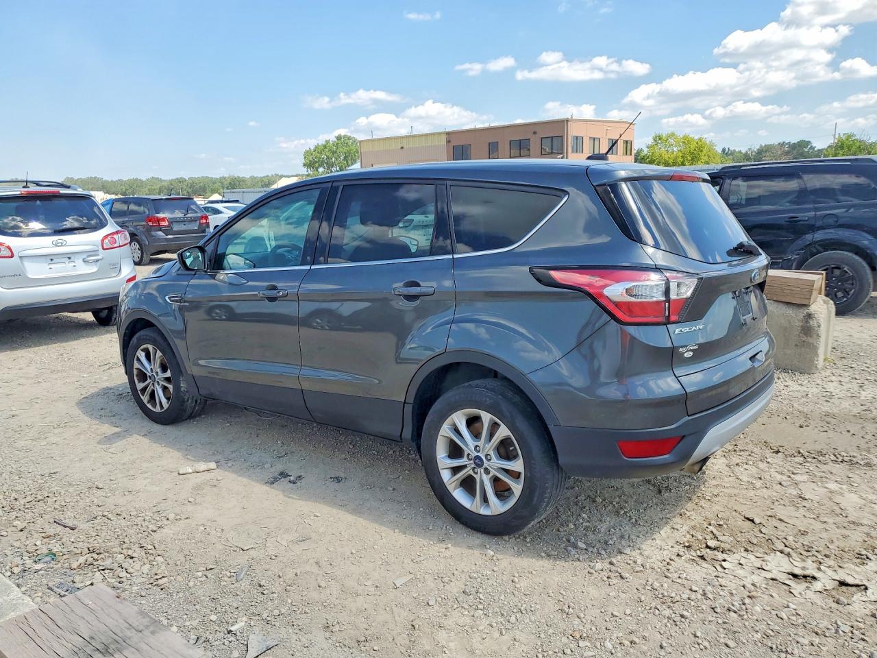 2017 FORD ESCAPE