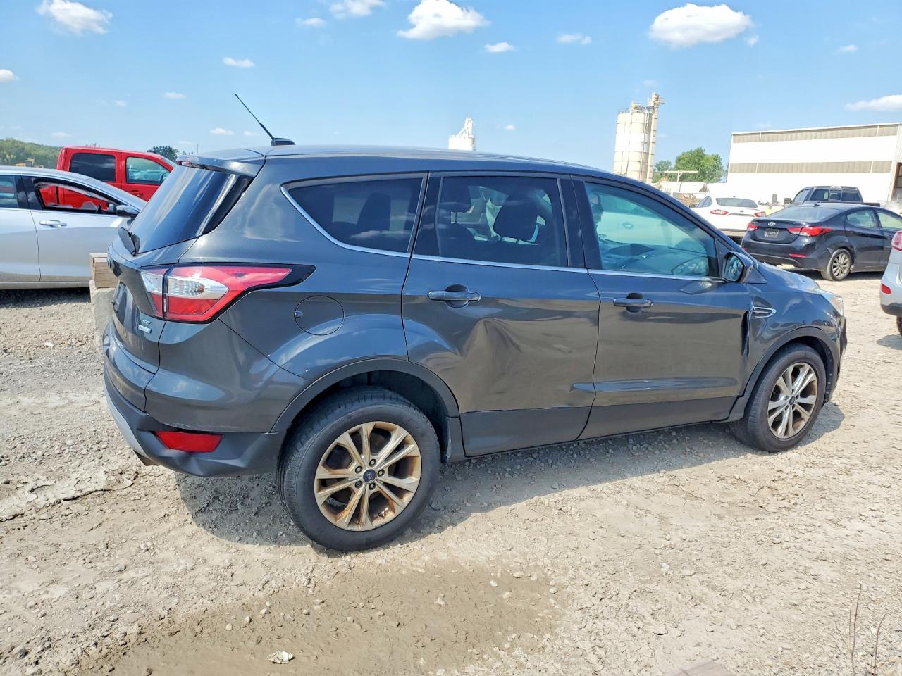 2017 FORD ESCAPE