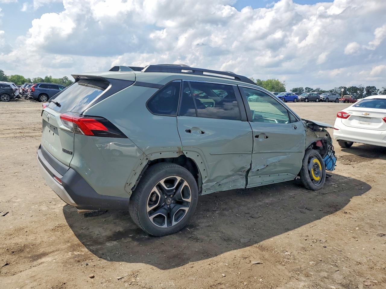 2019 TOYOTA RAV4
