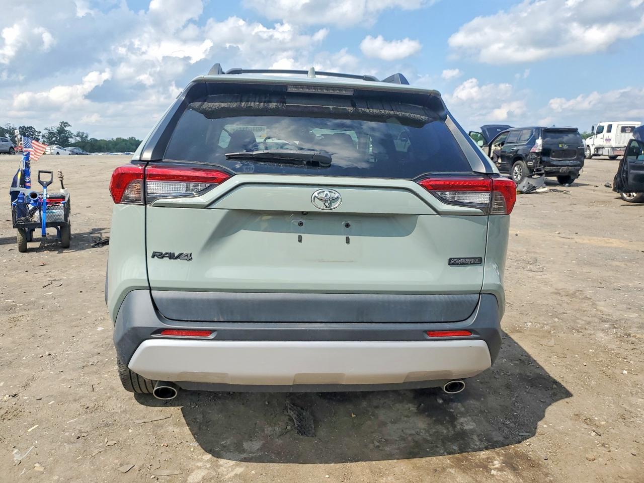 2019 TOYOTA RAV4