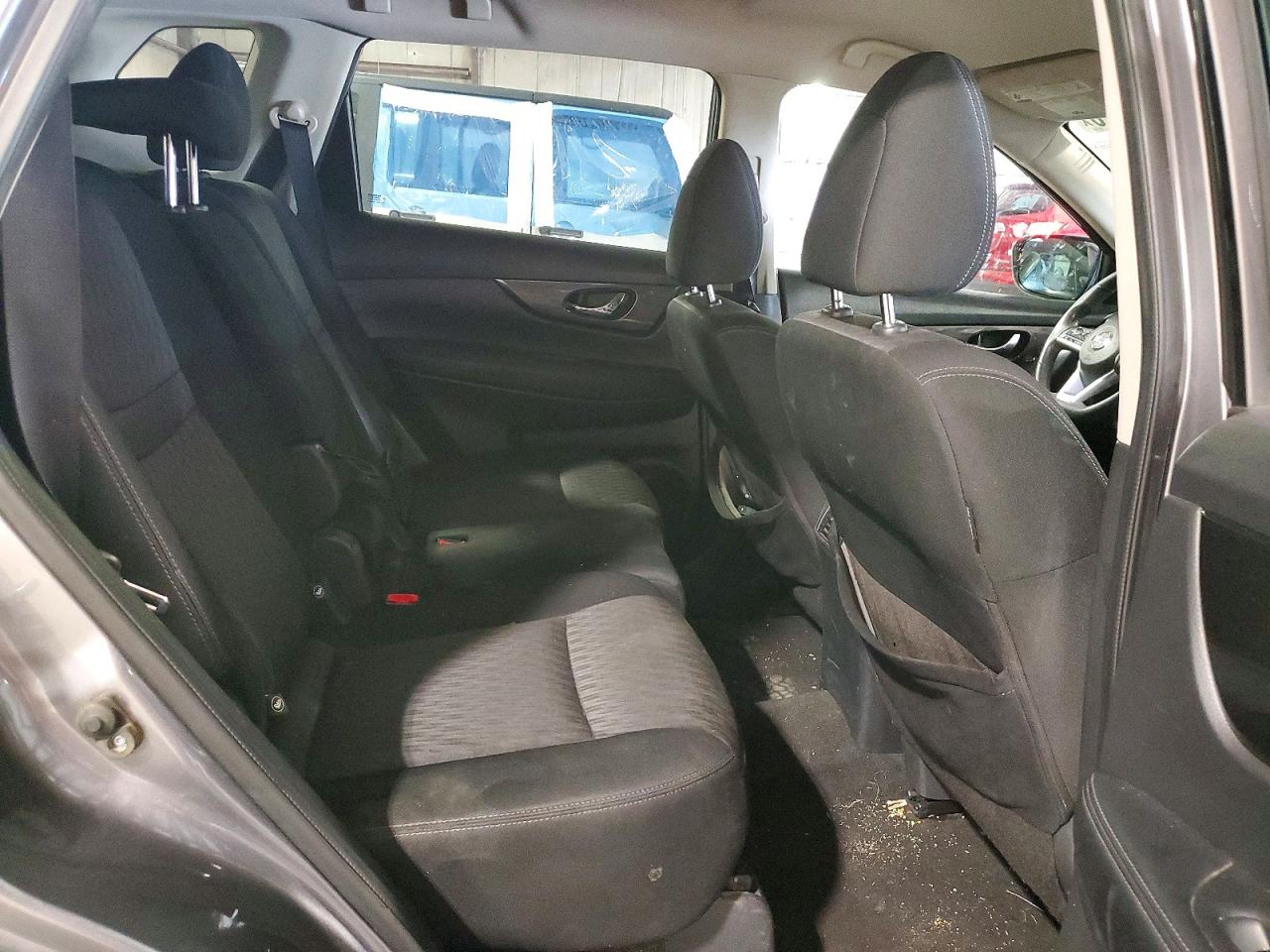 2017 NISSAN ROGUE