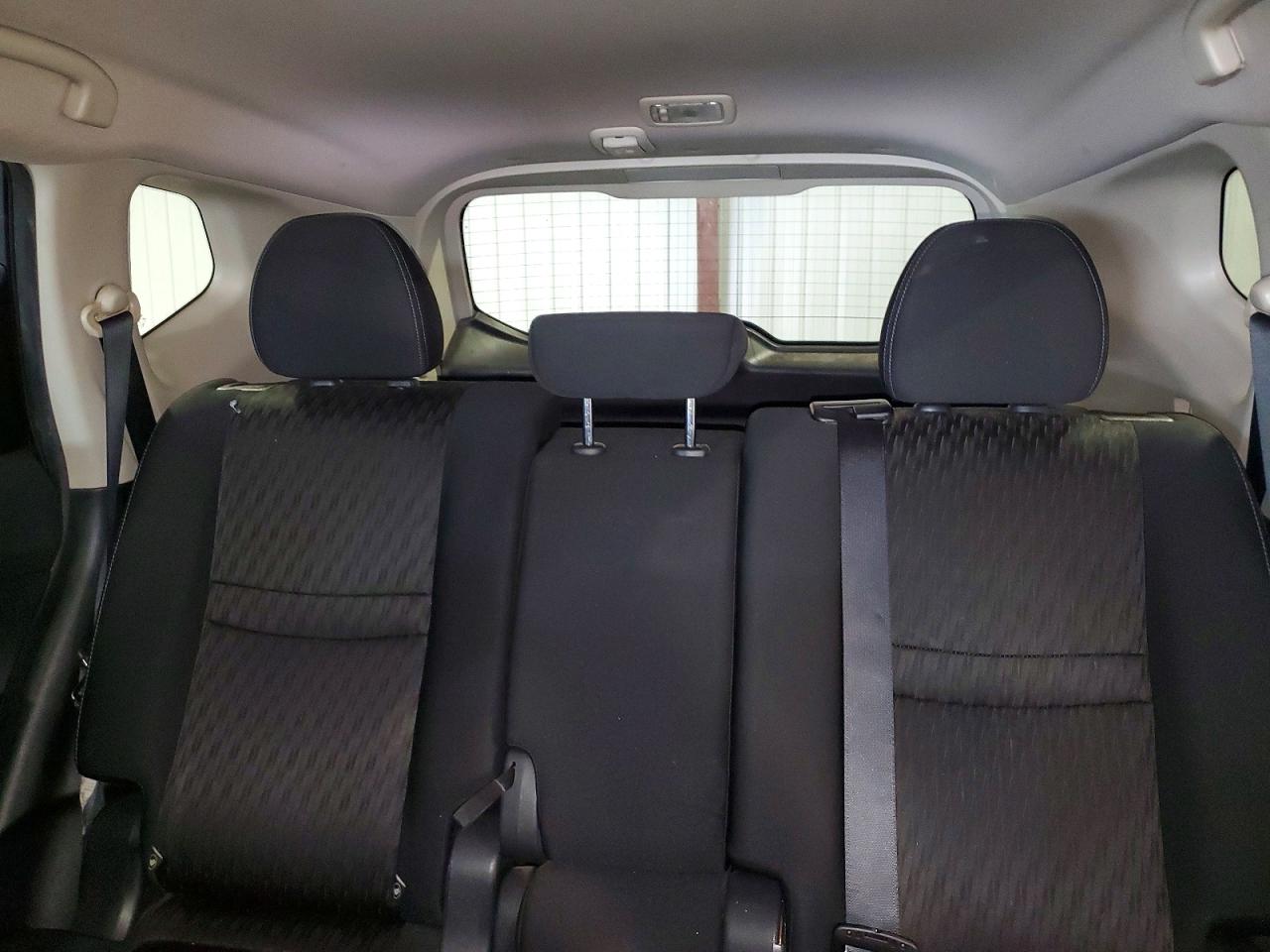 2017 NISSAN ROGUE