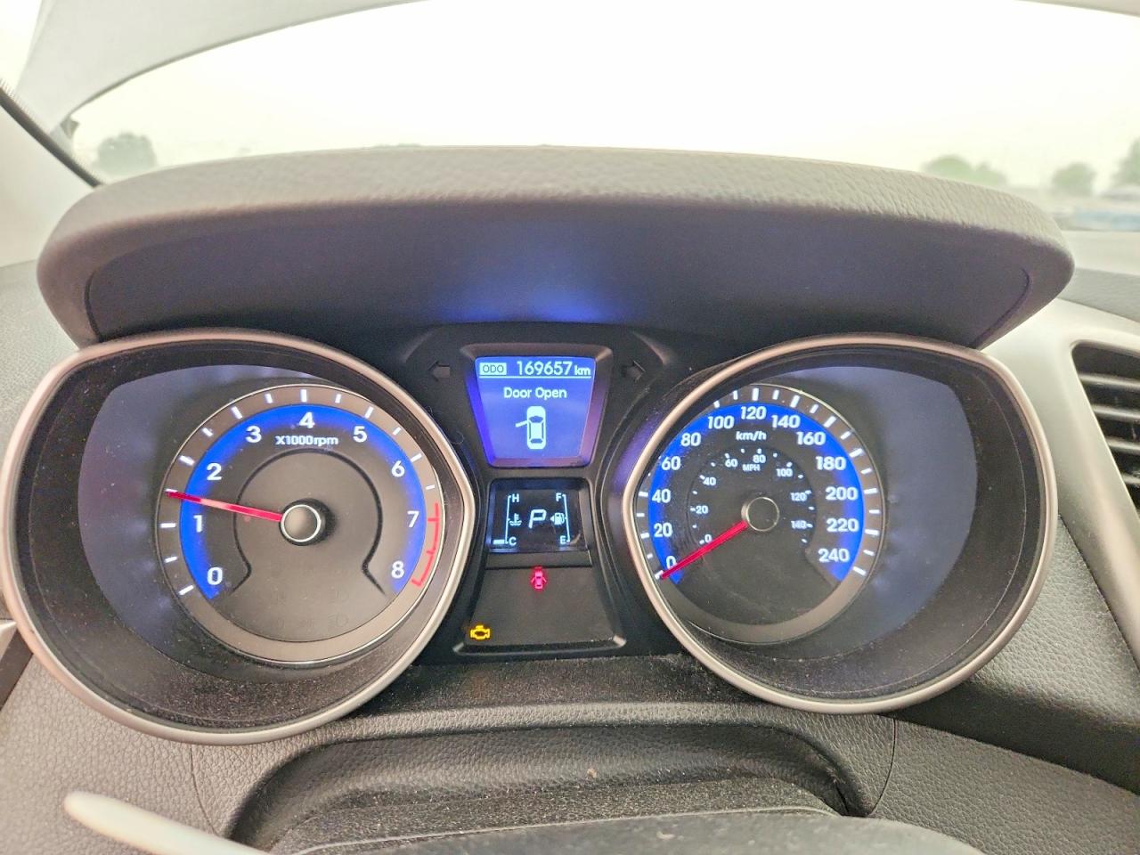 2013 HYUNDAI ELANTRA