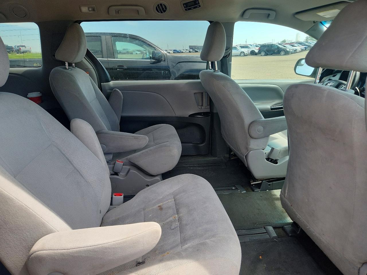 2015 TOYOTA SIENNA