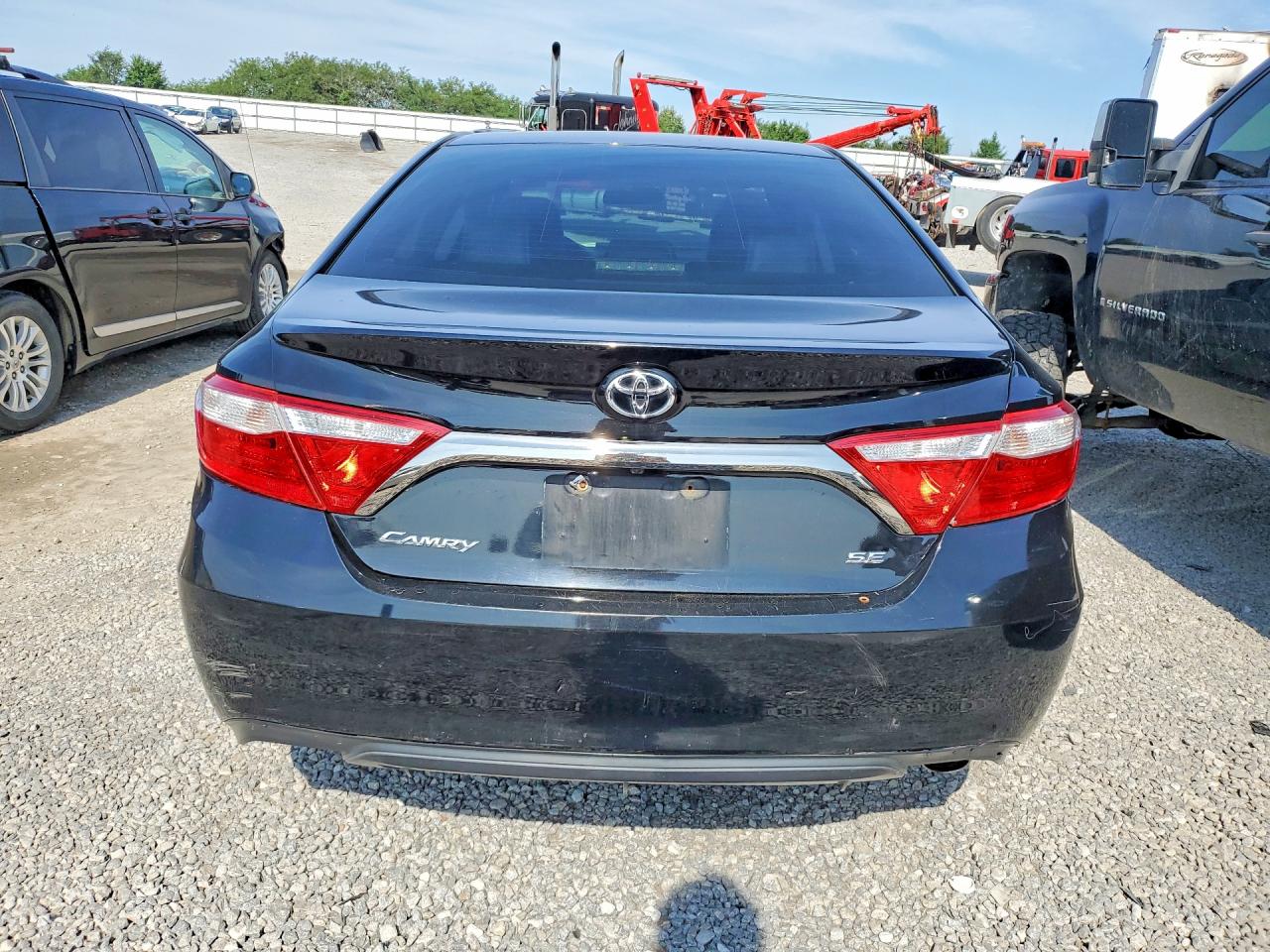 2016 TOYOTA CAMRY