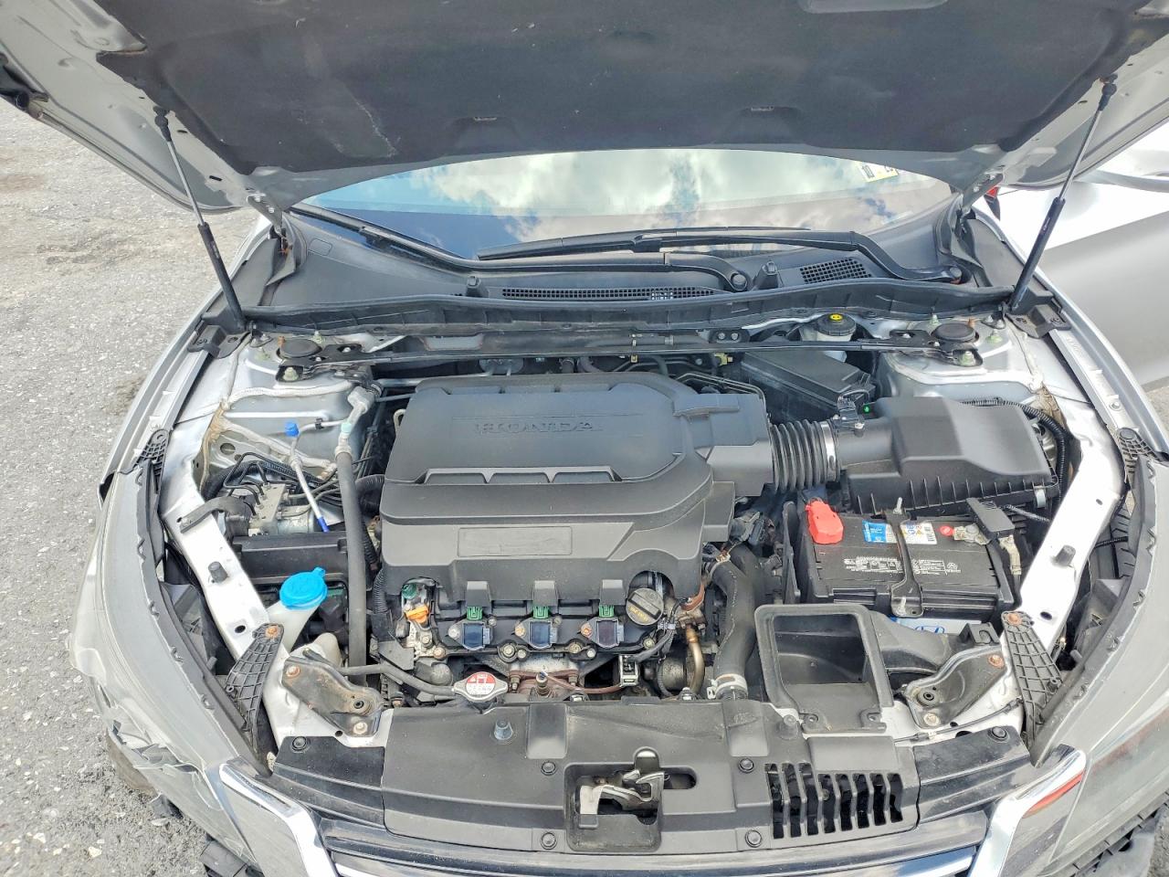 2015 HONDA ACCORD