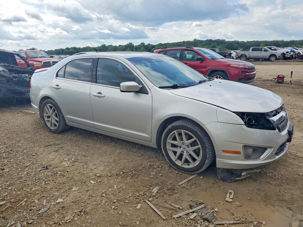 2011 FORD FUSION