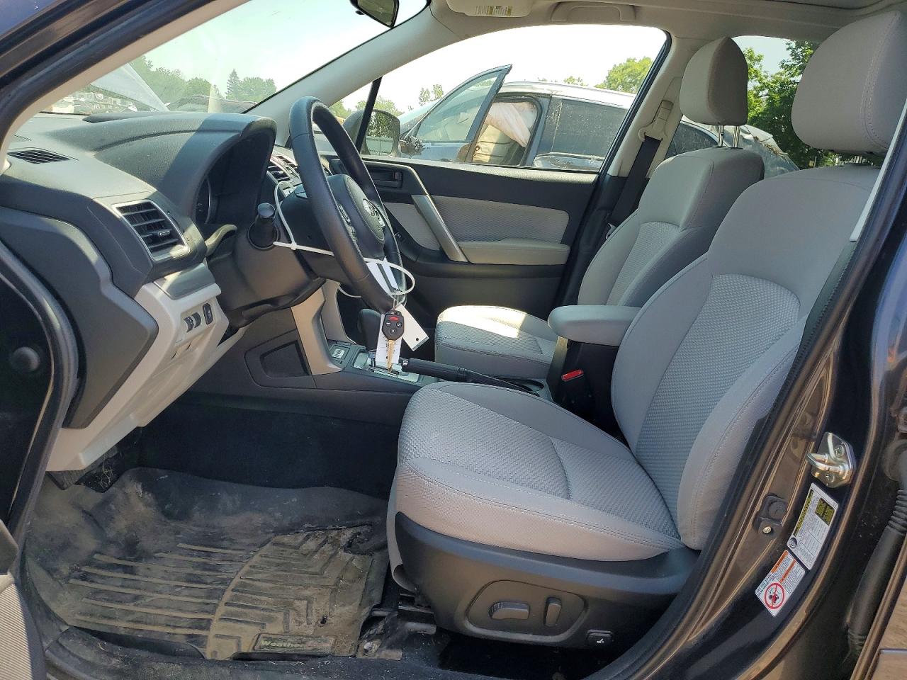 2018 SUBARU FORESTER