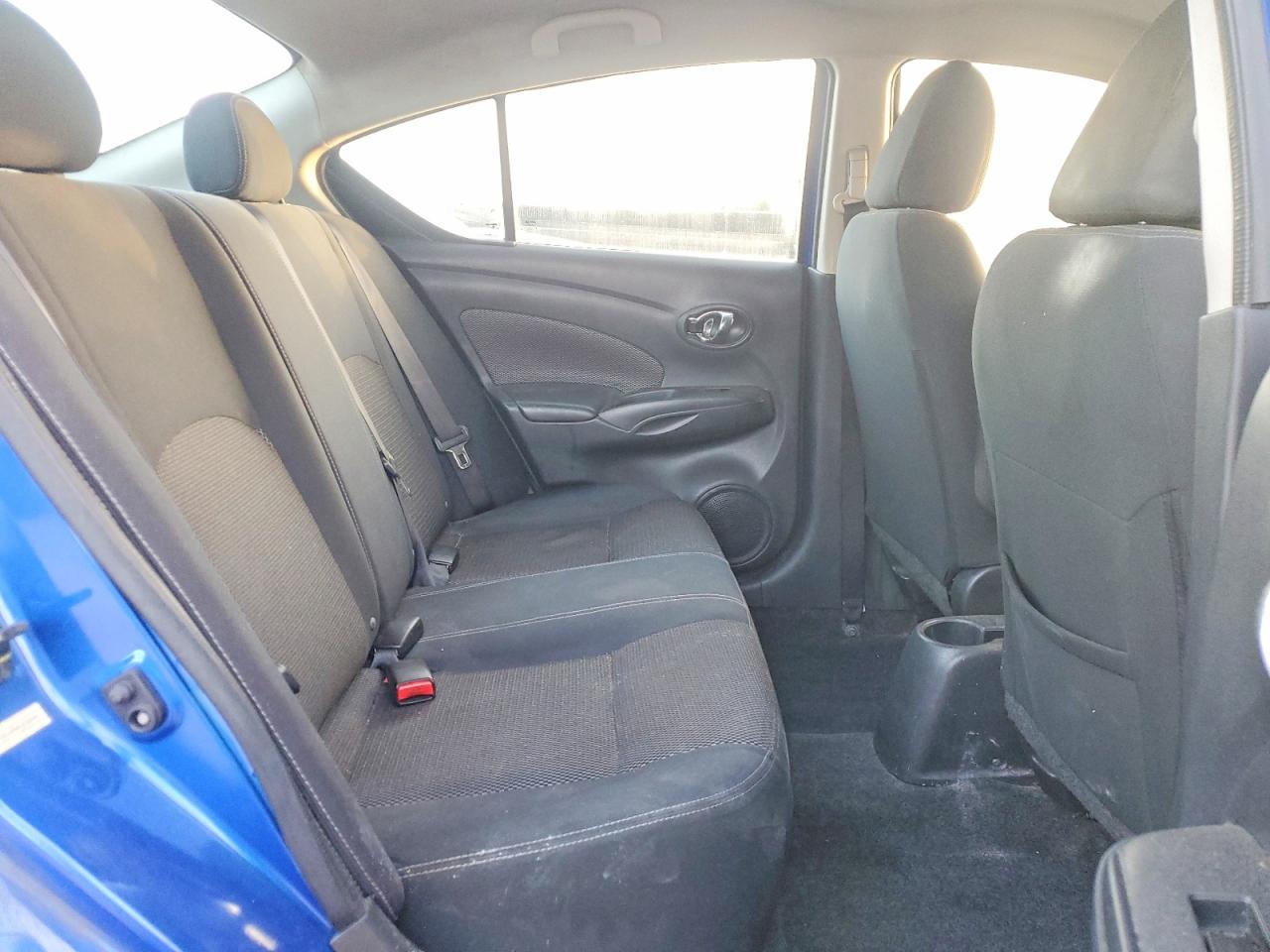 2017 NISSAN VERSA