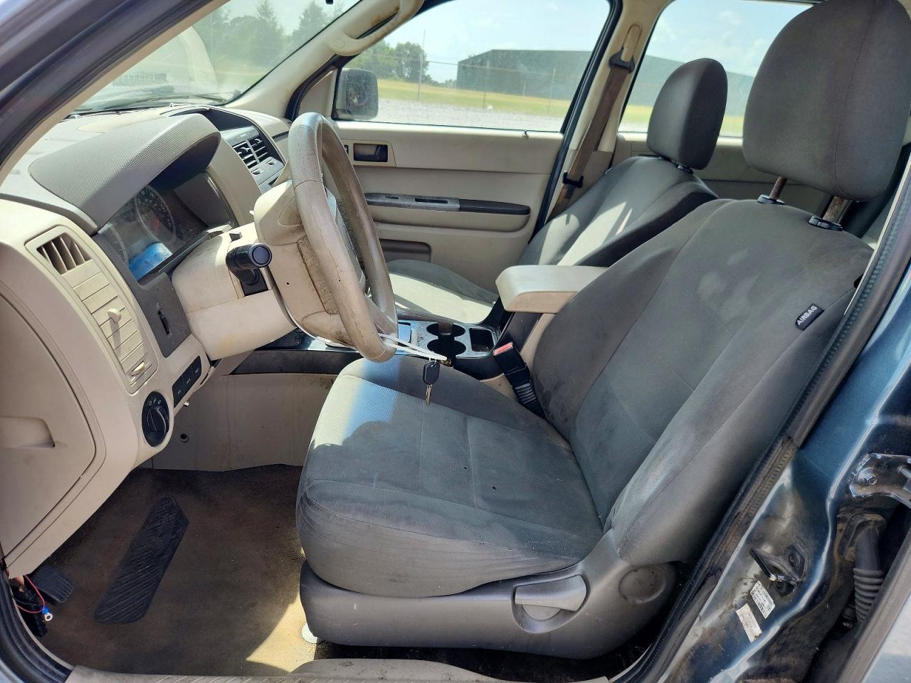 2011 FORD ESCAPE