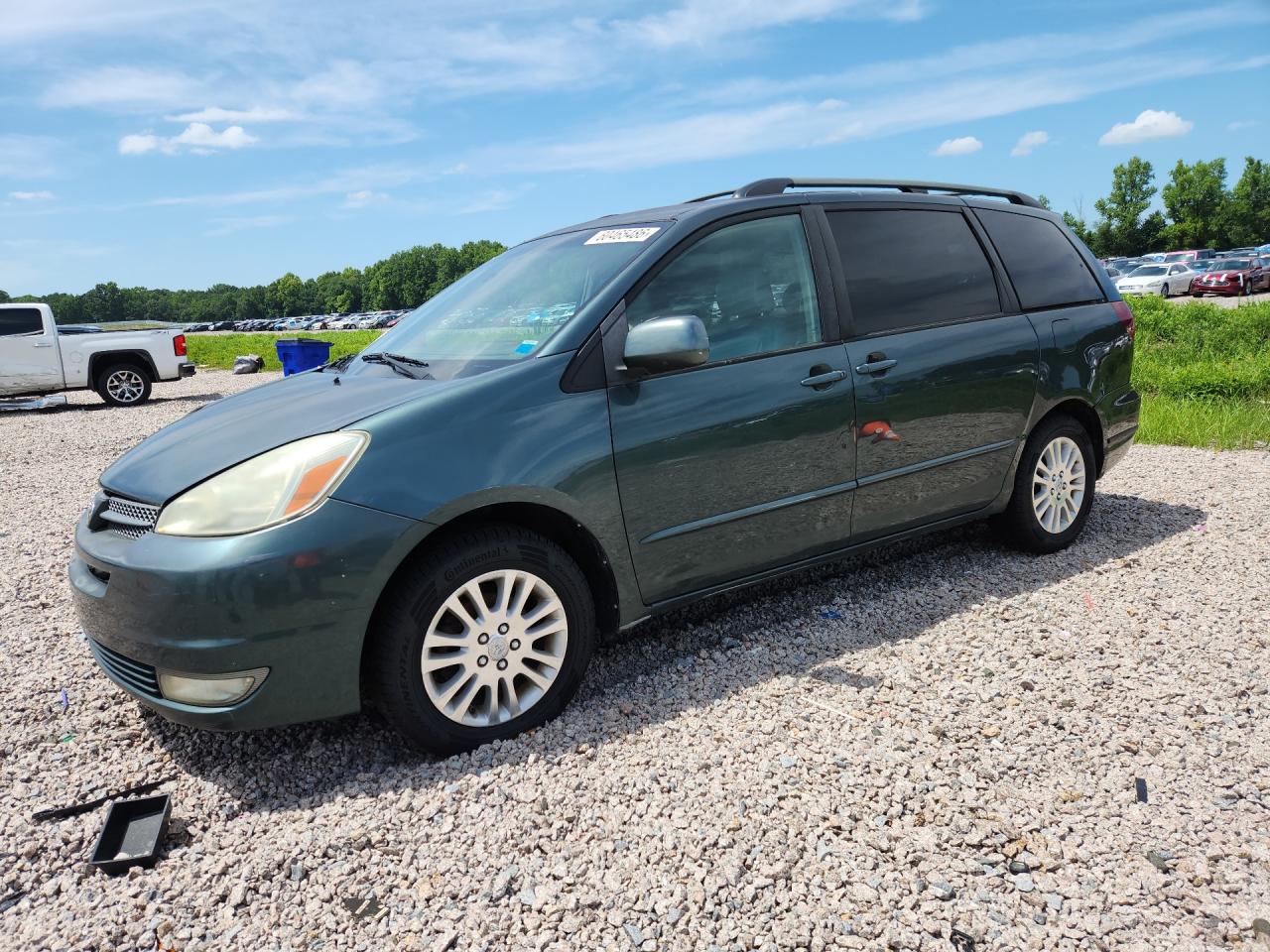 2004 TOYOTA SIENNA