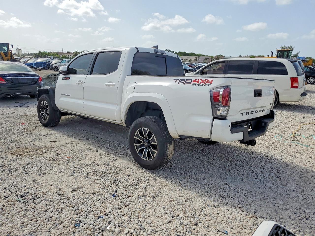 2023 TOYOTA TACOMA