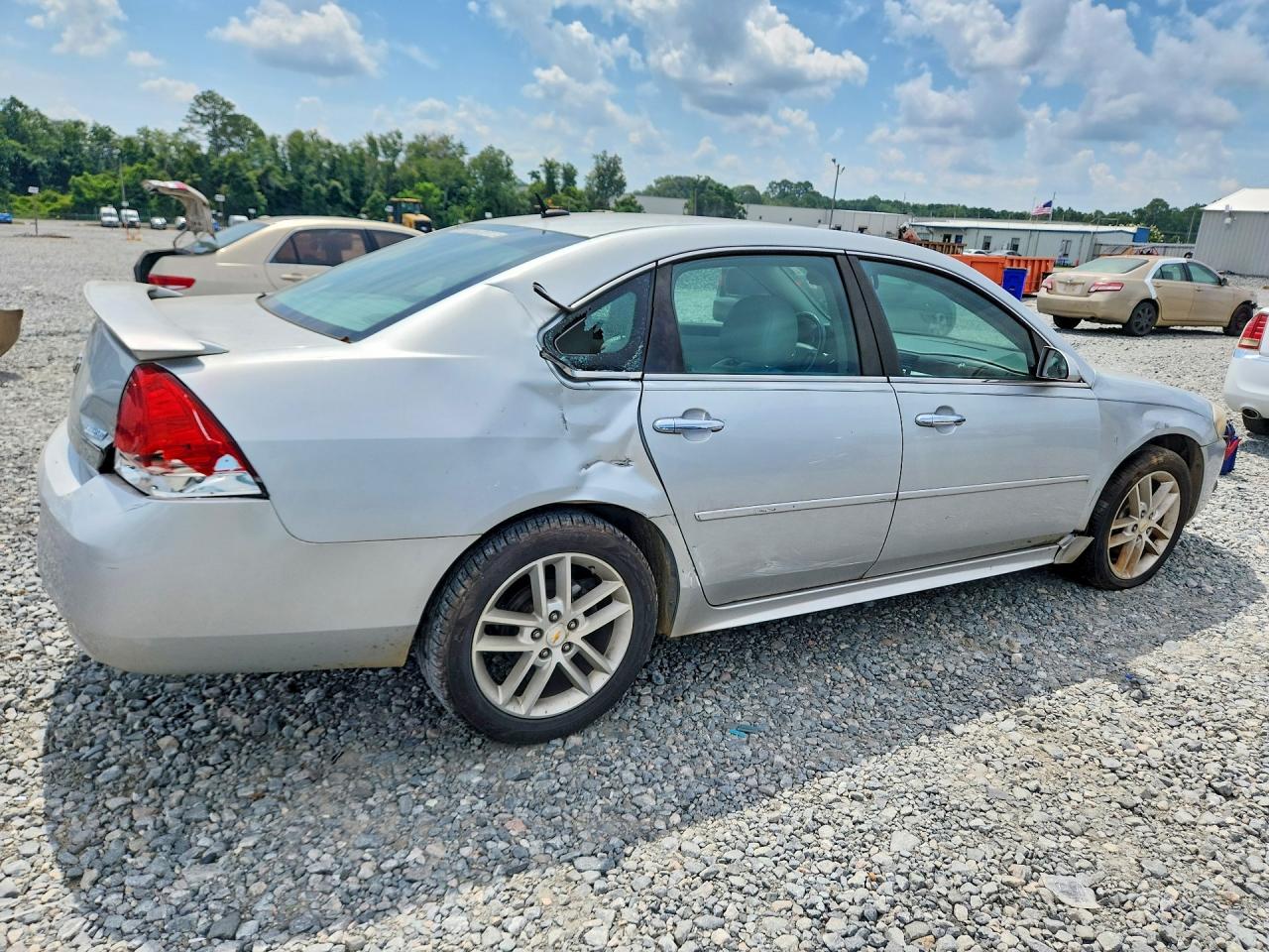 2011 CHEVROLET IMPALA