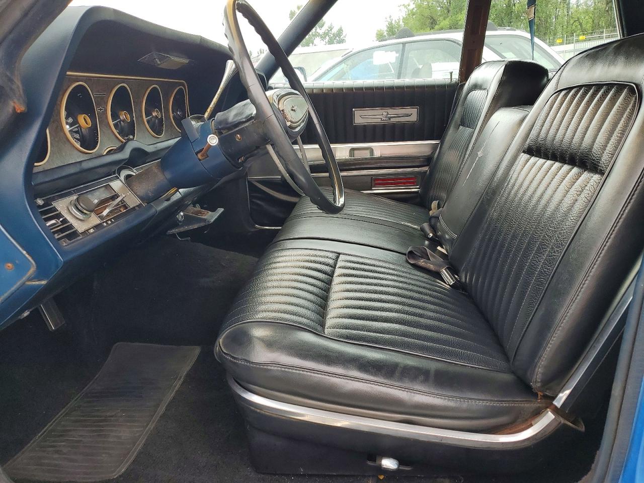1968 FORD TBIRD