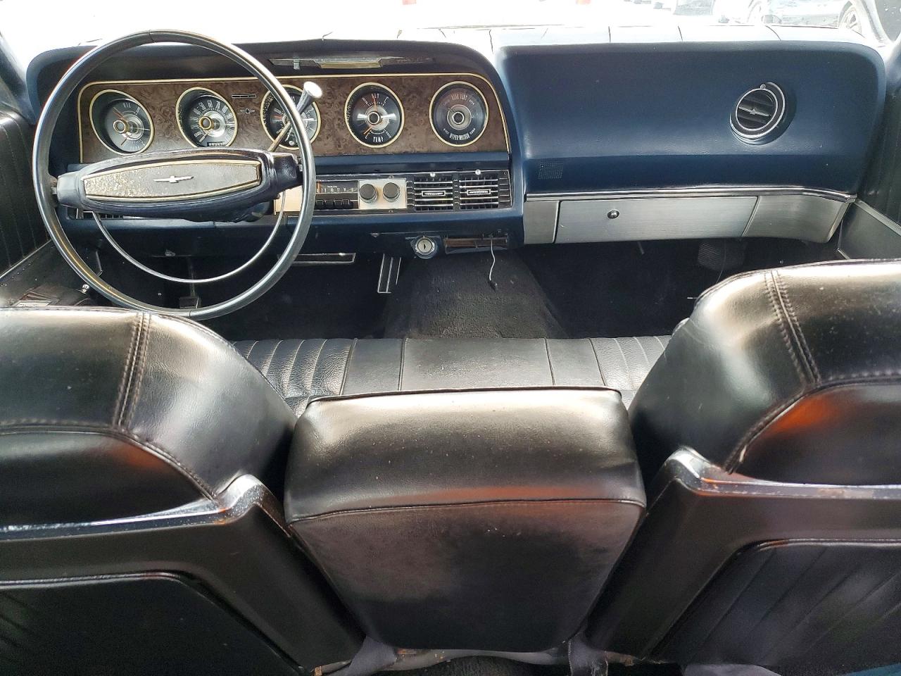 1968 FORD TBIRD