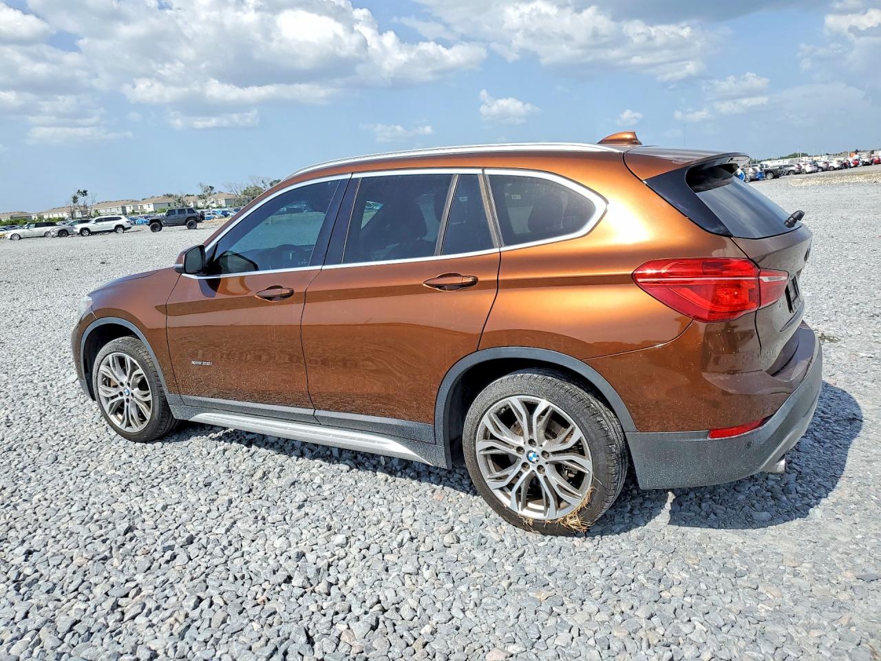 2016 BMW X1