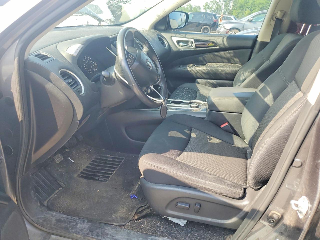 2017 NISSAN PATHFINDER