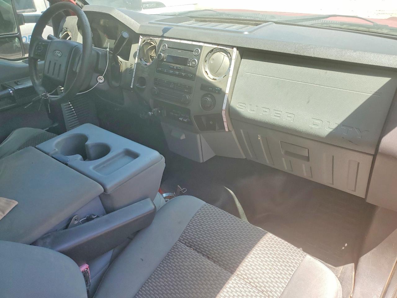 2012 FORD F550