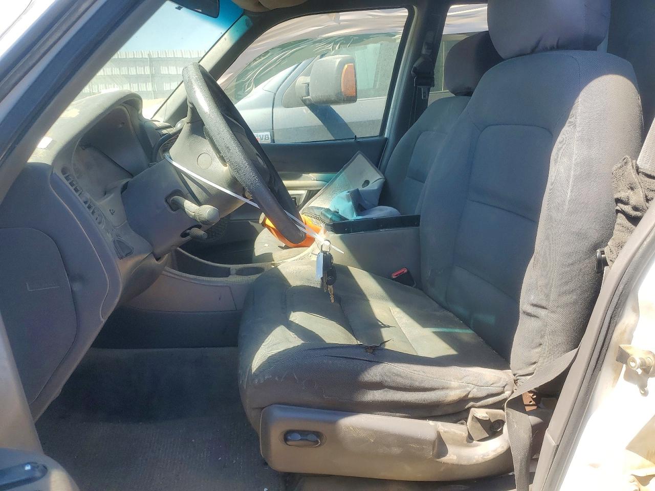 2002 FORD EXPLORER