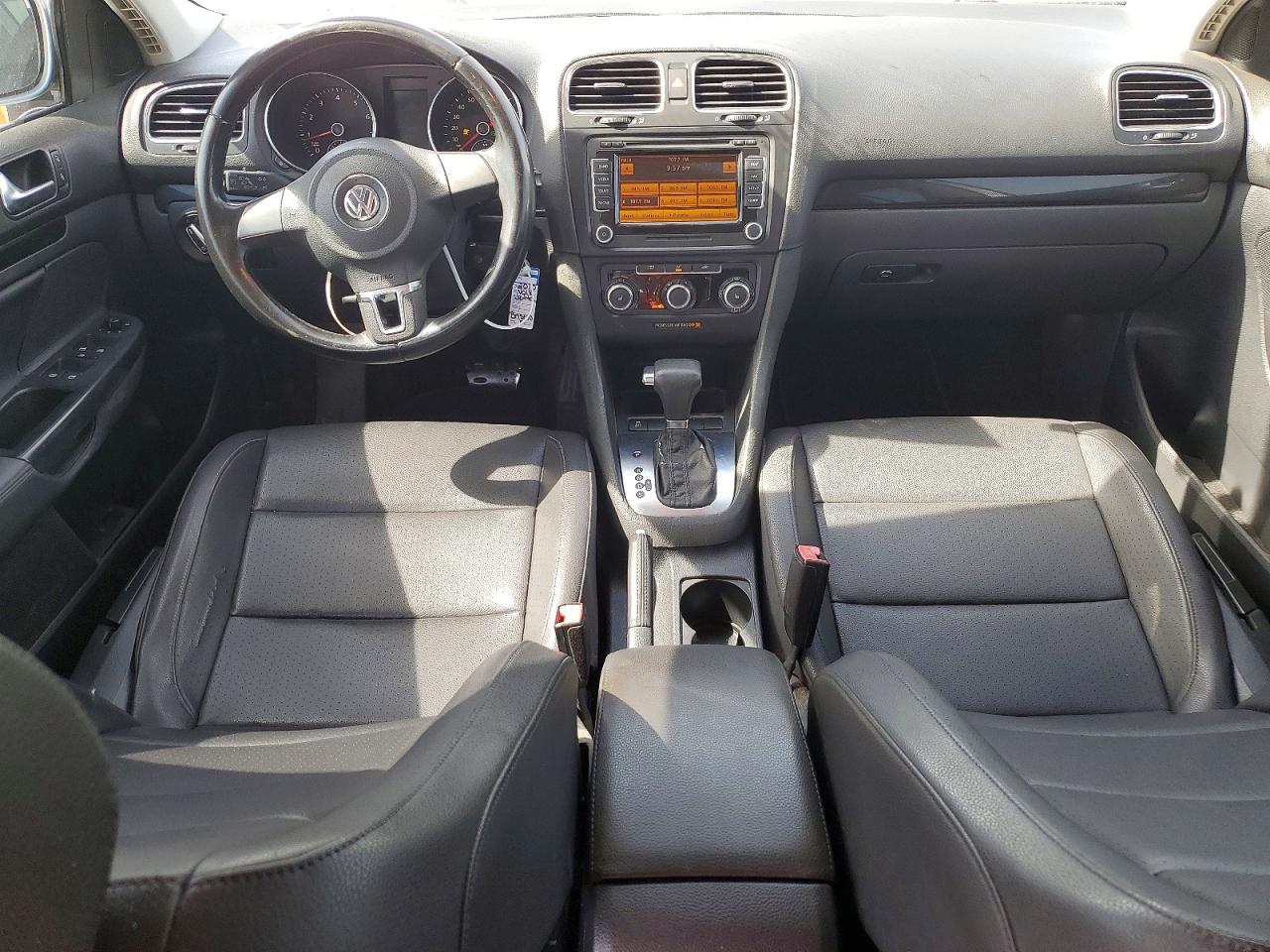 2010 VOLKSWAGEN JETTA