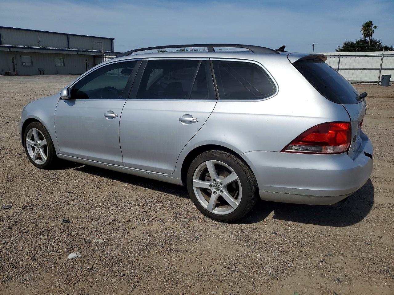 2010 VOLKSWAGEN JETTA