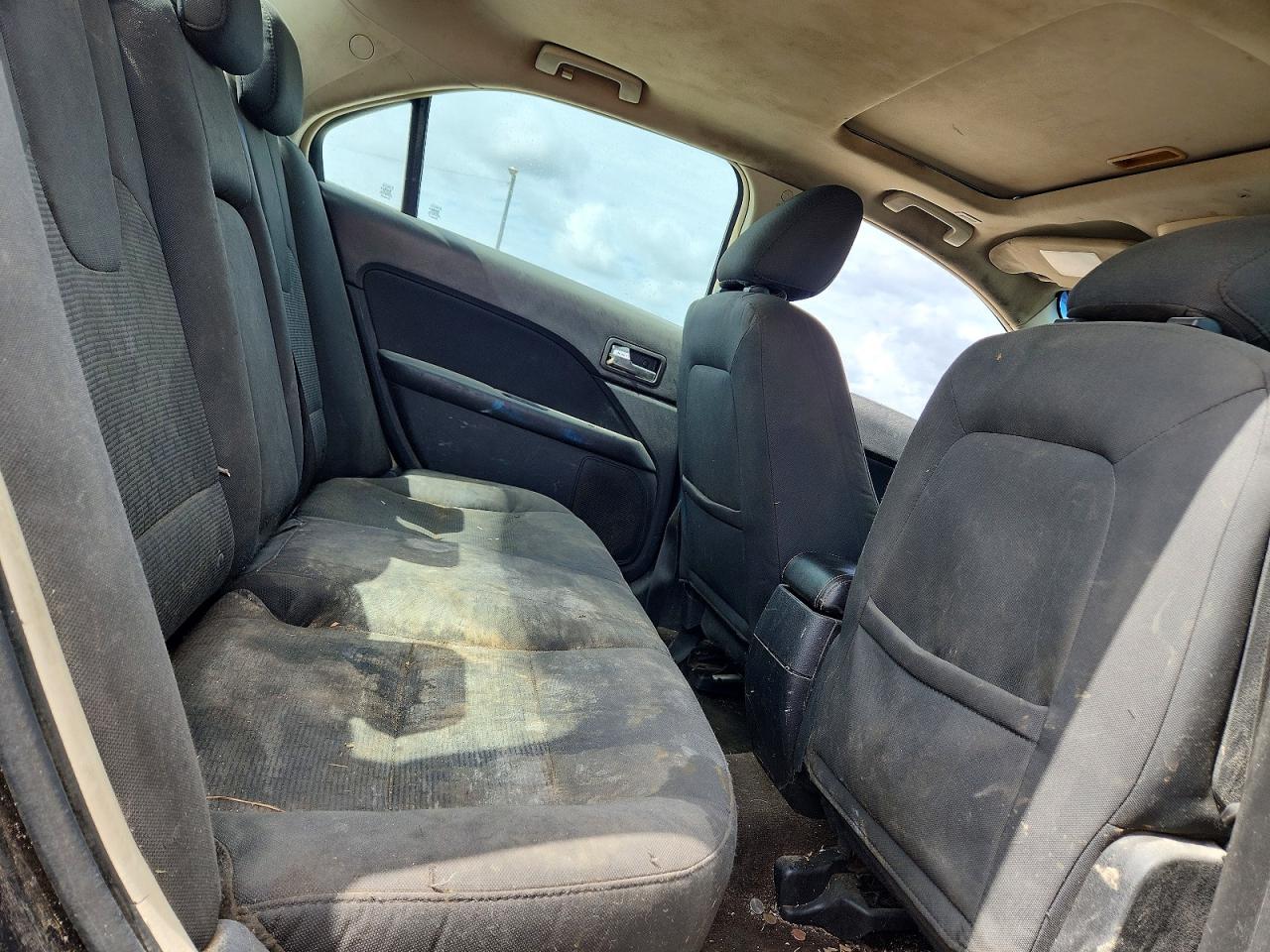 2010 FORD FUSION